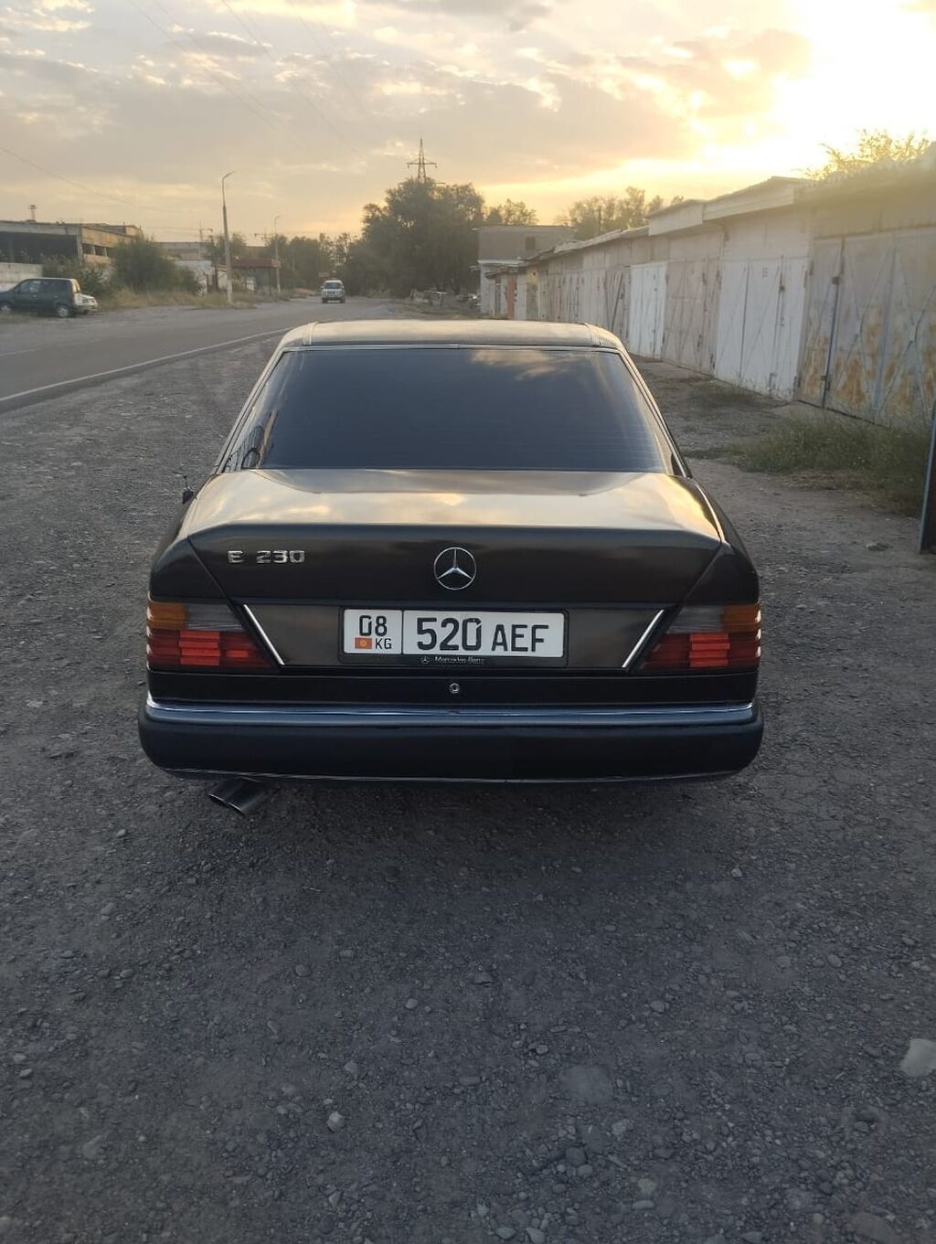 Mercedes-Benz W124: 1990 г., 2.3 л, Автомат, Бензин, Седан: фото 5