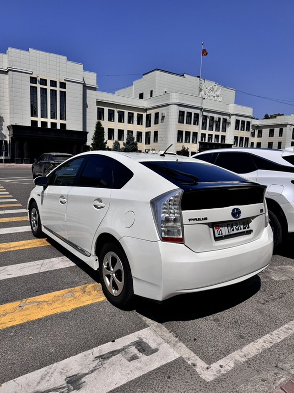 Toyota Prius: 2012 г., Автомат, Гибрид: фото 4