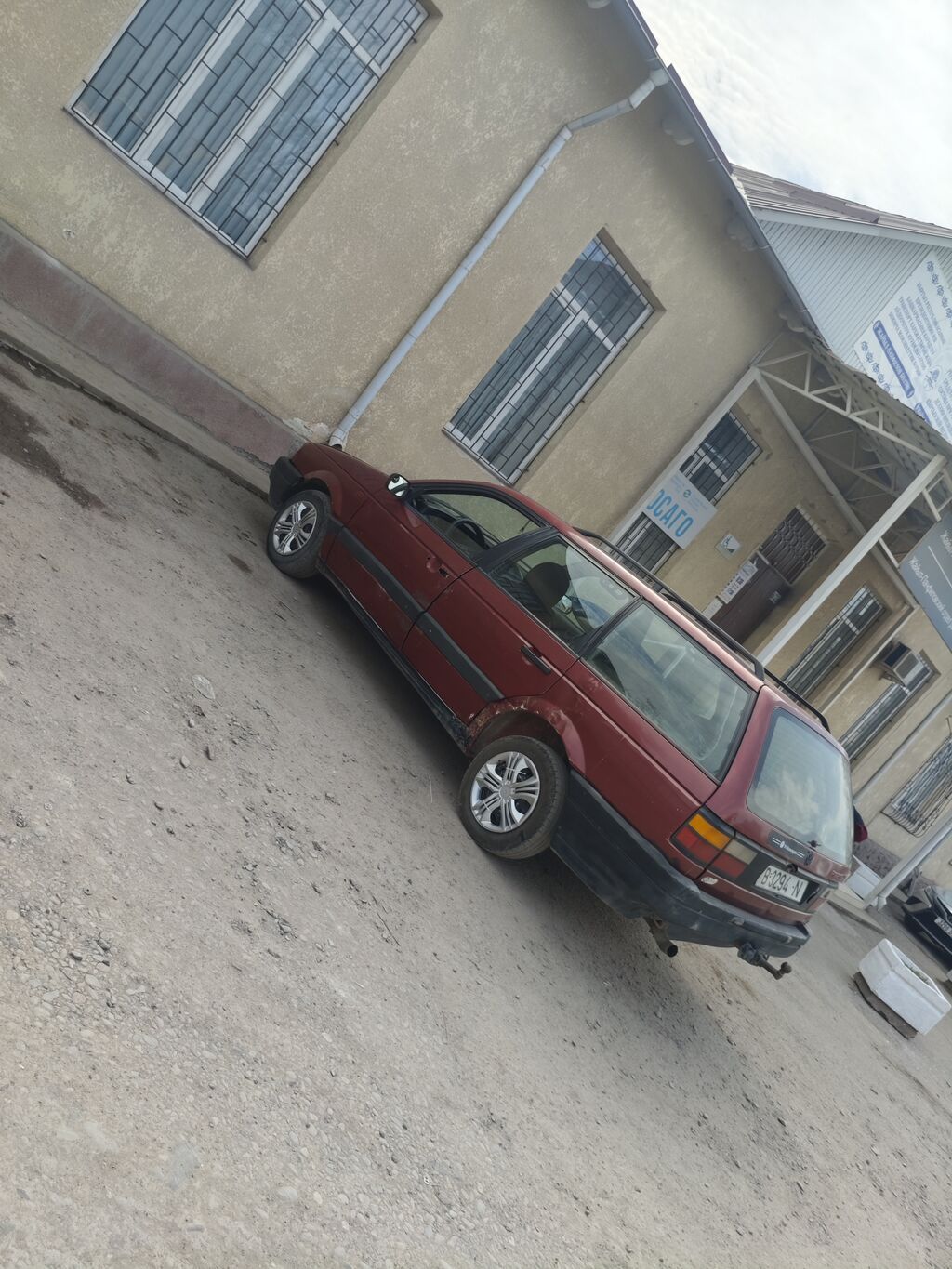Volkswagen Passat Variant: 1989 г., Механика, Бензин, Универсал: фото 3