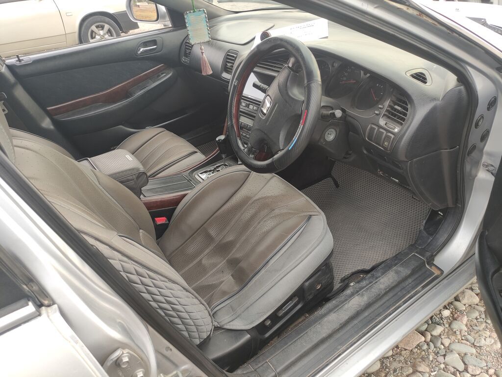 Honda Inspire: 1998 г., 2.5 л, Автомат, Бензин, Седан: фото 7