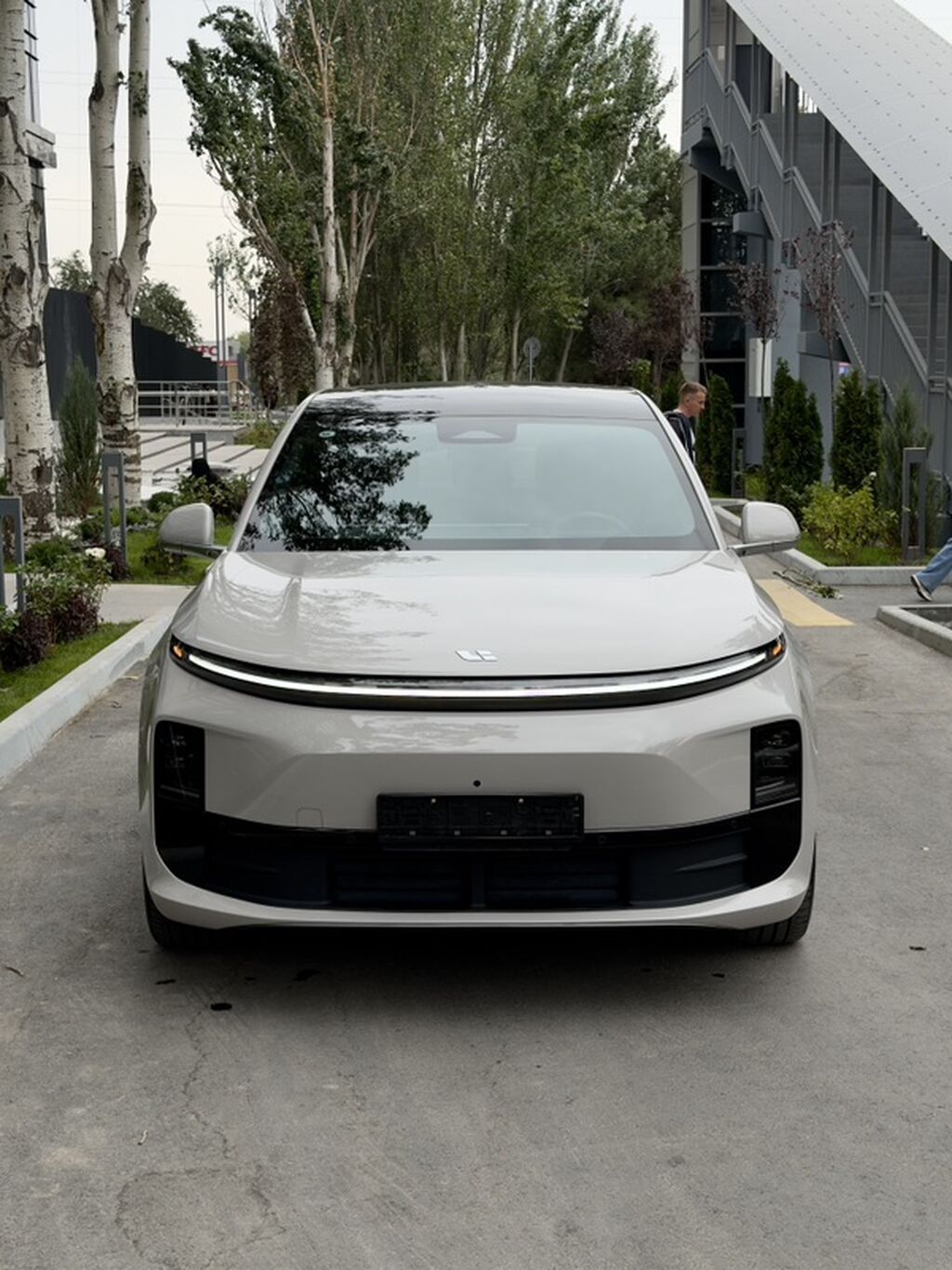 Lixiang L6: 2025 г., 1.5 л, Автомат, Гибрид, Кроссовер: фото 3