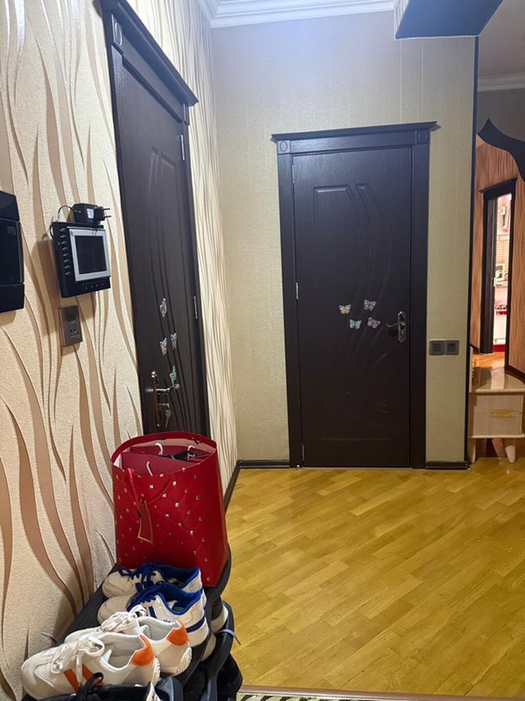 Yasamal, 3 otaqlı, Yeni tikili, m. İnşaatçılar, 85 kv. m