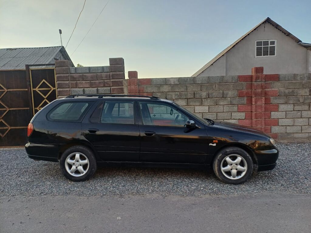 Nissan Primera: 2001 г., 1.8 л, Механика, Бензин, Универсал: фото 2