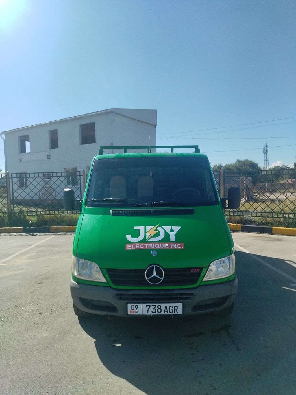 Продаётся Mercedes-Benz Sprinter (двойная кабина) — бортовой: фото 4