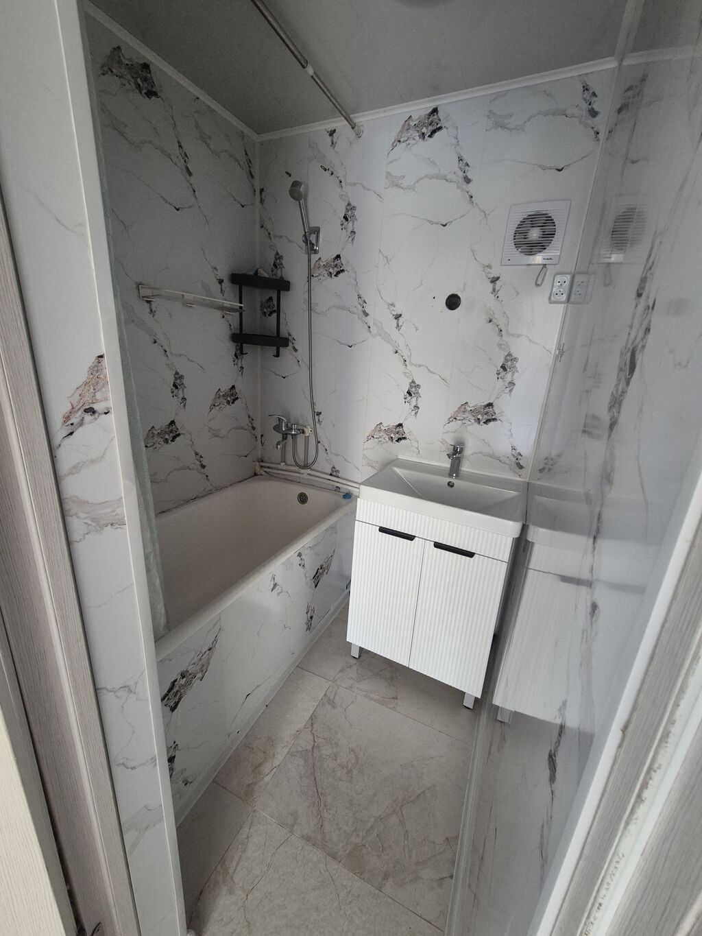 2 комнаты, 44 м², Индивидуалка, 2 этаж, Свежий ремонт: фото 6