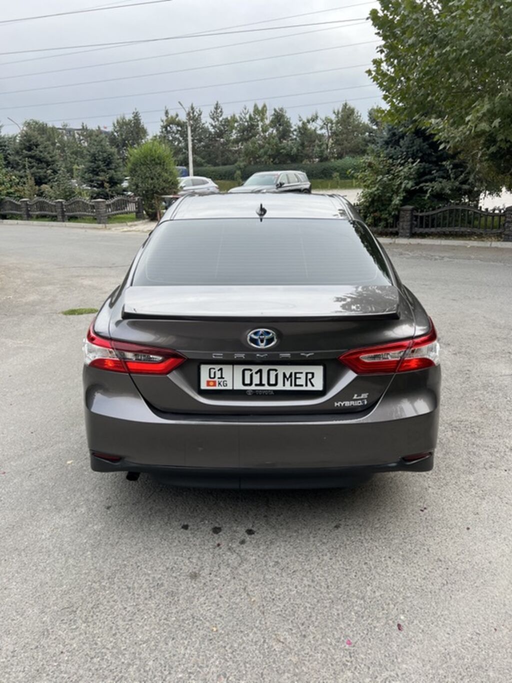 Toyota Camry: 2020 г., 2.5 л, Вариатор, Гибрид, Седан: фото 3
