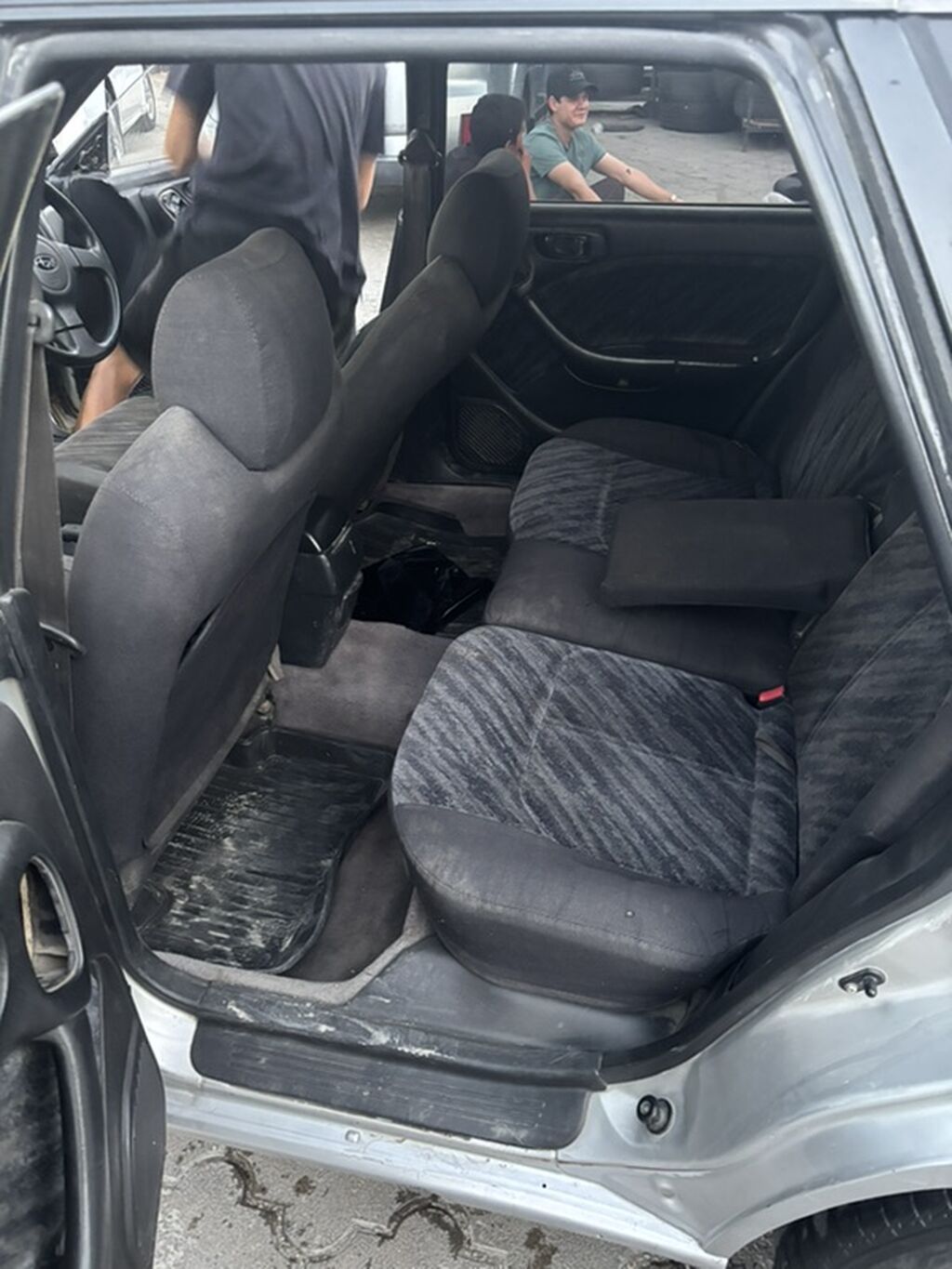 Subaru Legacy: 1996 г., 2 л, Автомат, Бензин, Универсал: фото 7