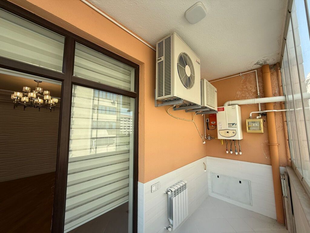 3 otaqlı, Yeni tikili, 155 kv. m