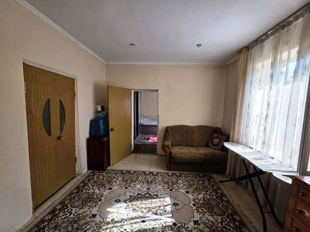 5 комнат, 70 м², 4 соток, Бишкек, Рынок Баят/Азиз Риэлтор: фото 5