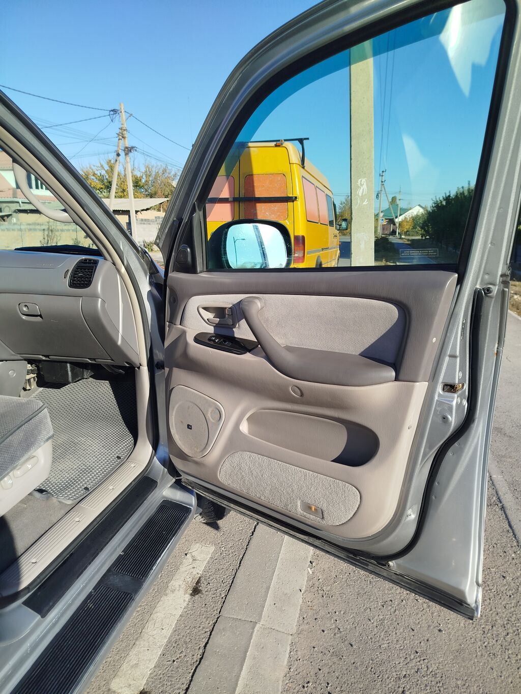 Toyota Sequoia: 2005 г., 4.7 л, Автомат, Бензин, Внедорожник: фото 7