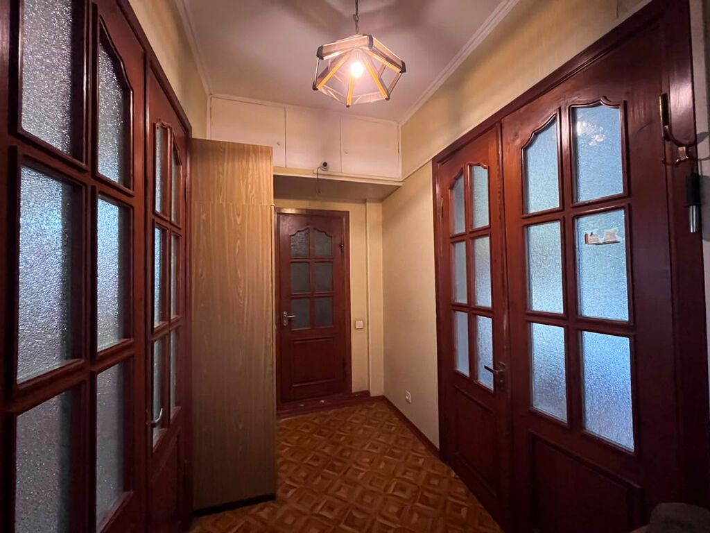 3 комнаты, 72 м², Золотой квадрат Сталинка, 2 этаж, Косметический ремонт: фото 8