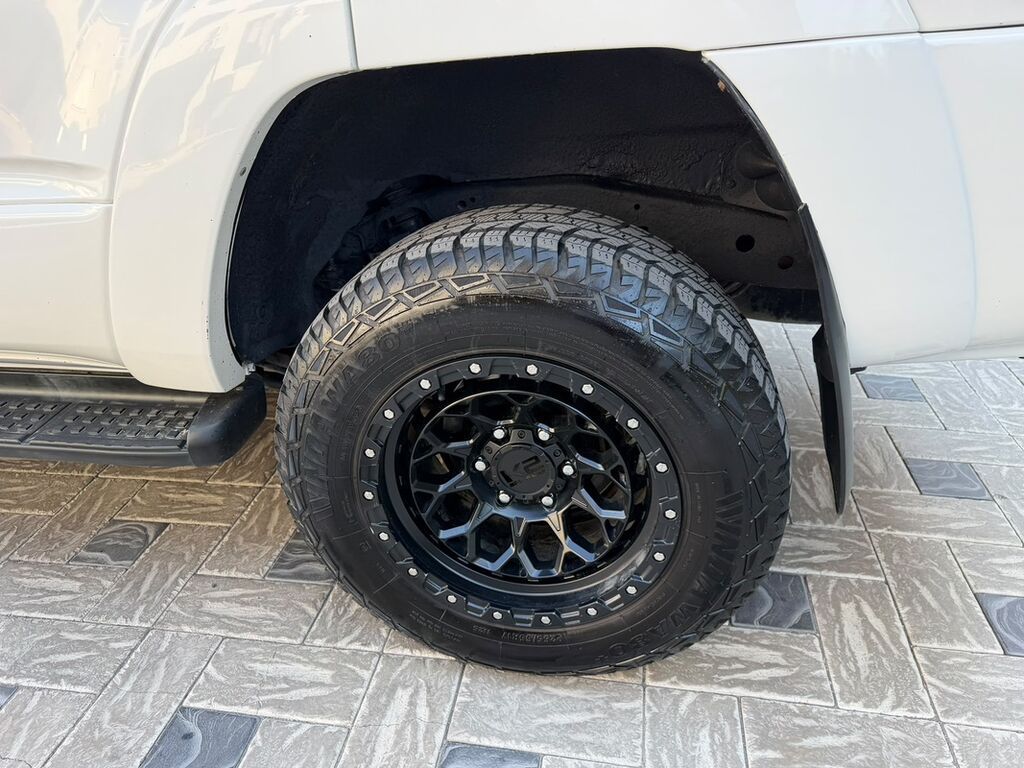 Toyota 4Runner: 2004 г., 4 л, Автомат, Газ, Внедорожник: фото 7