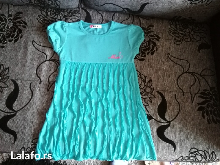 Decije haljine: Haljina ocuvana vel. 8 ali je manja 200din.. na lalafo.rs Haljina ocuvana vel. 8 ali je manja 200din.. - Borca
