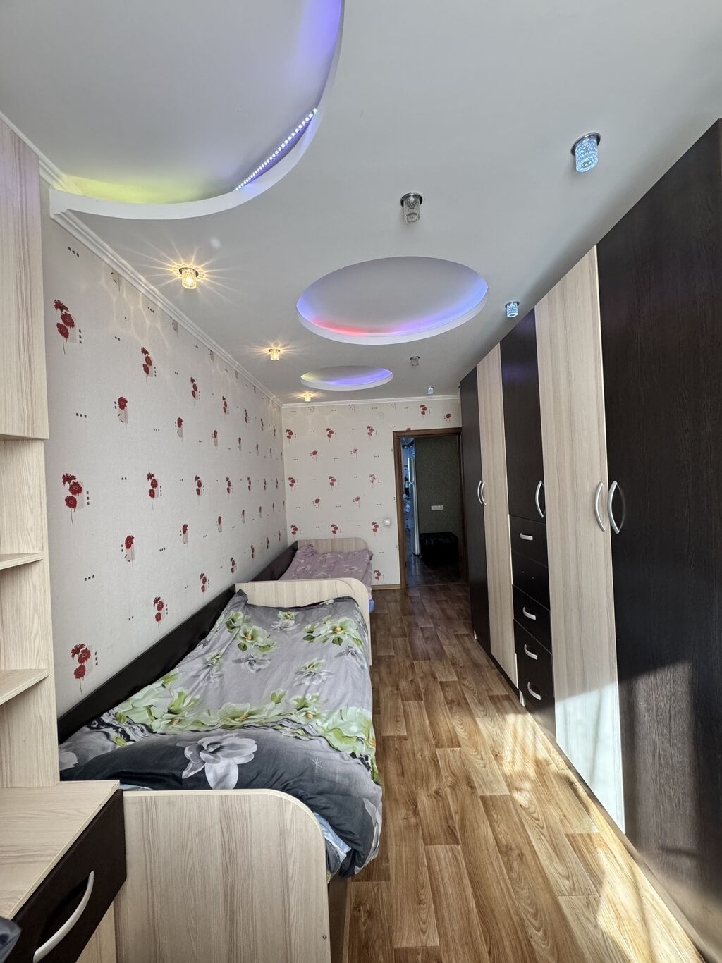 3 комнаты, 88 м², Элитка, 2 этаж, Старый ремонт: фото 6