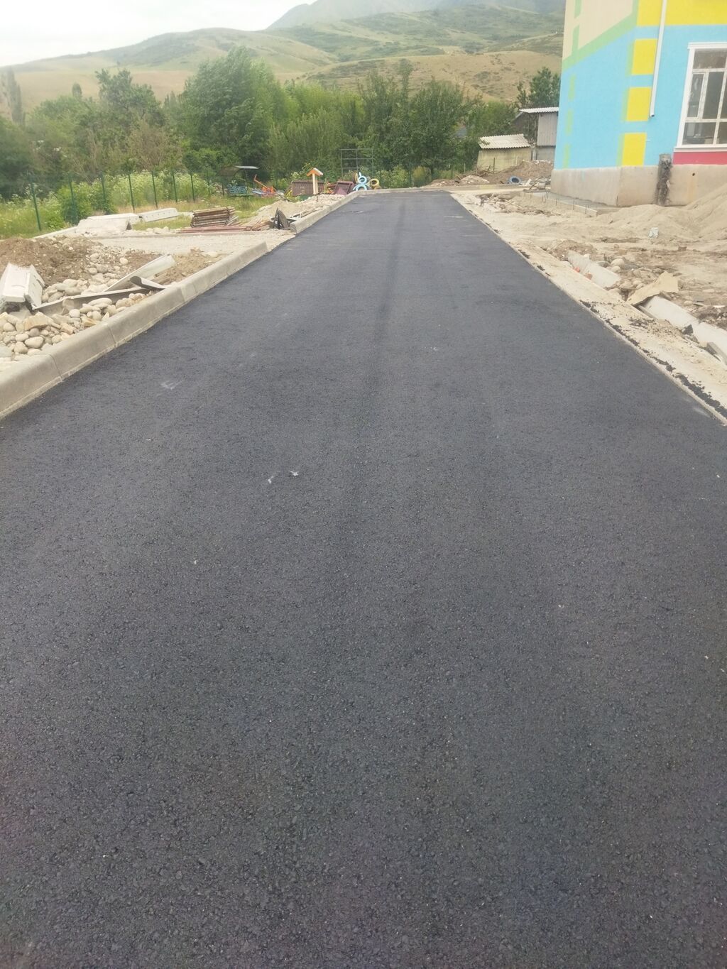 Предлагаем услуги по асфальтированию дорог и тротуаров. Выполняем: фото 6