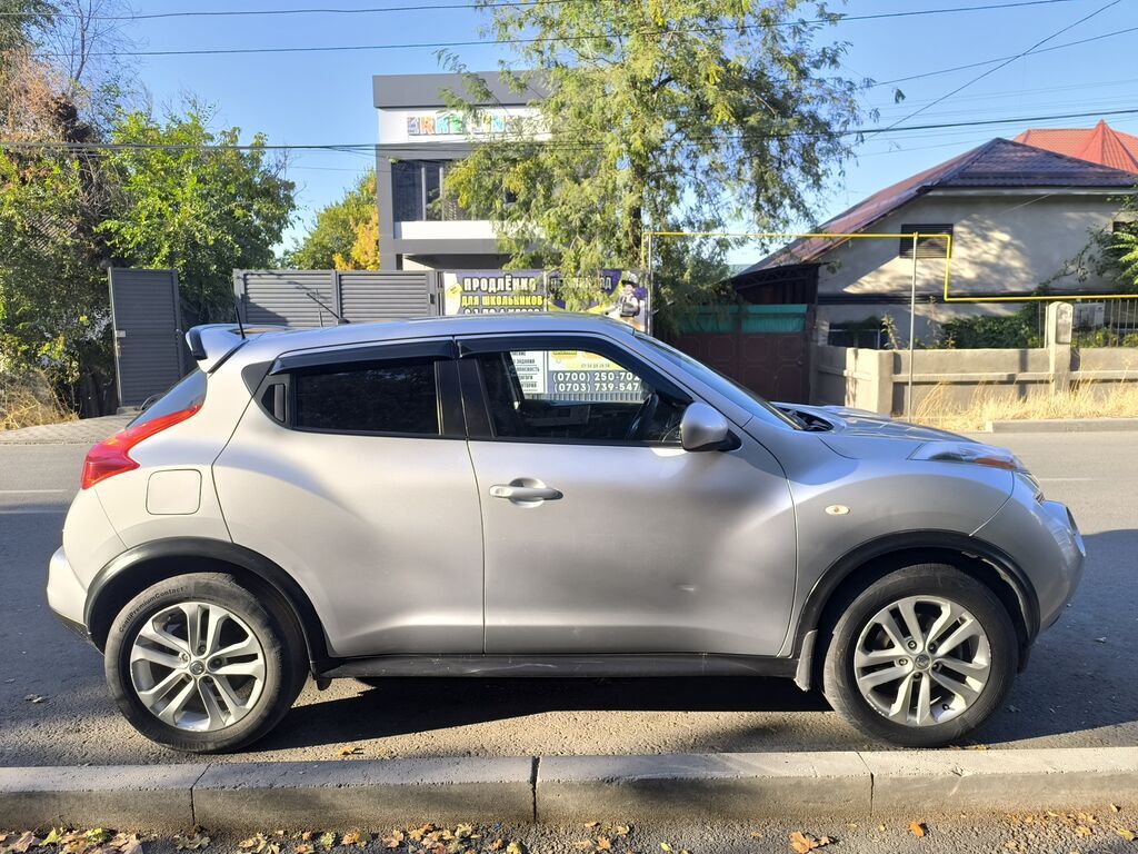 Nissan Juke: 2013 г., 1.6 л, Типтроник, Бензин, Кроссовер: фото 4