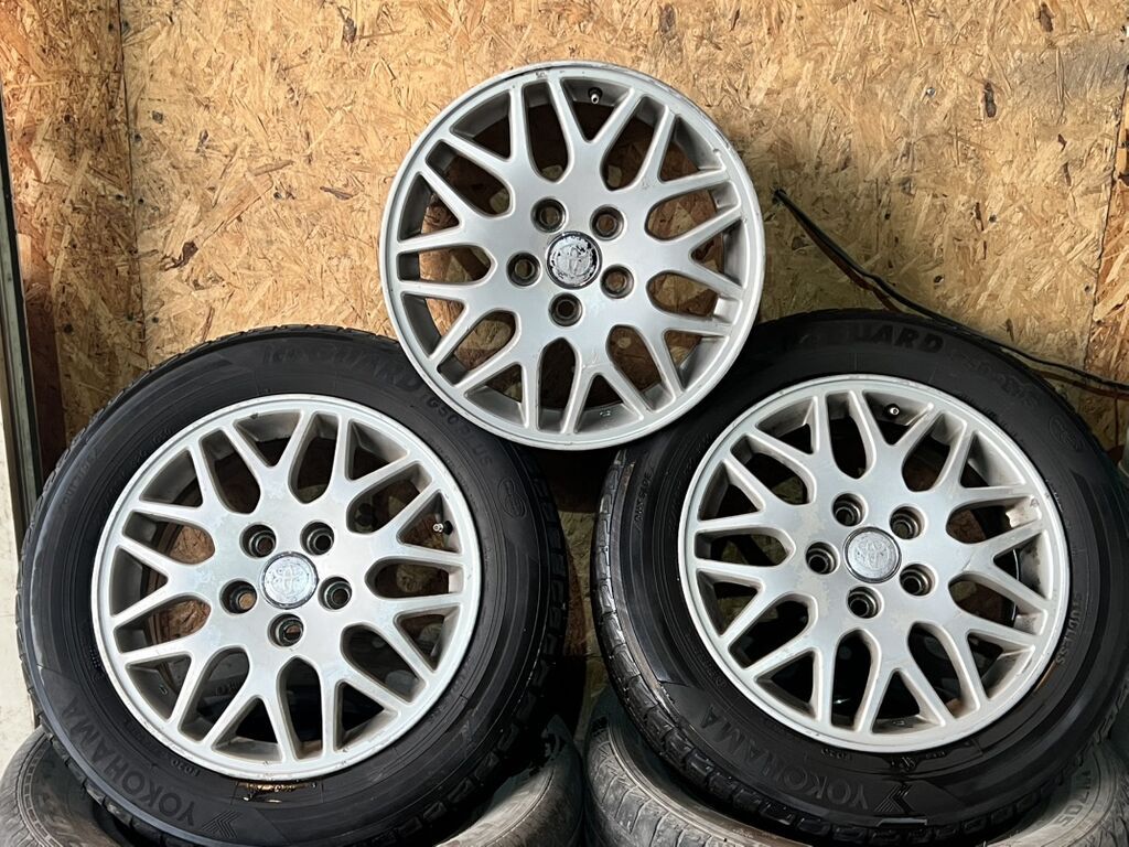 Комплект литых дисков R16 для Toyota 2 шин подарок зима 205/60/16: фото 3