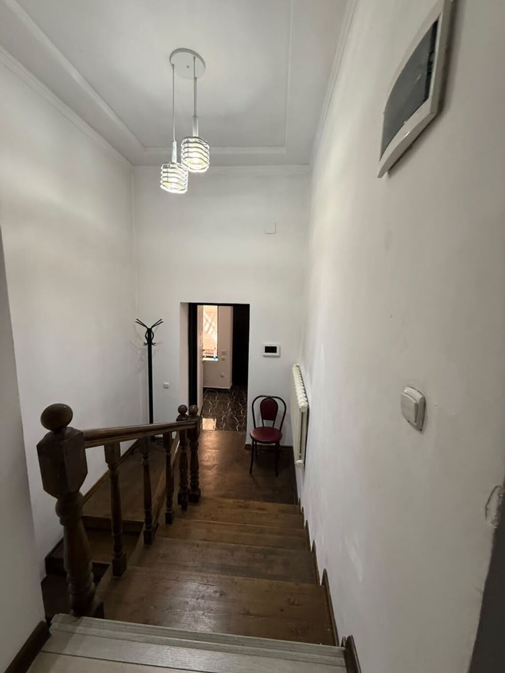 190 м², 6 комнат и более, Нижняя Ала-Арча с., Без животных: фото 7