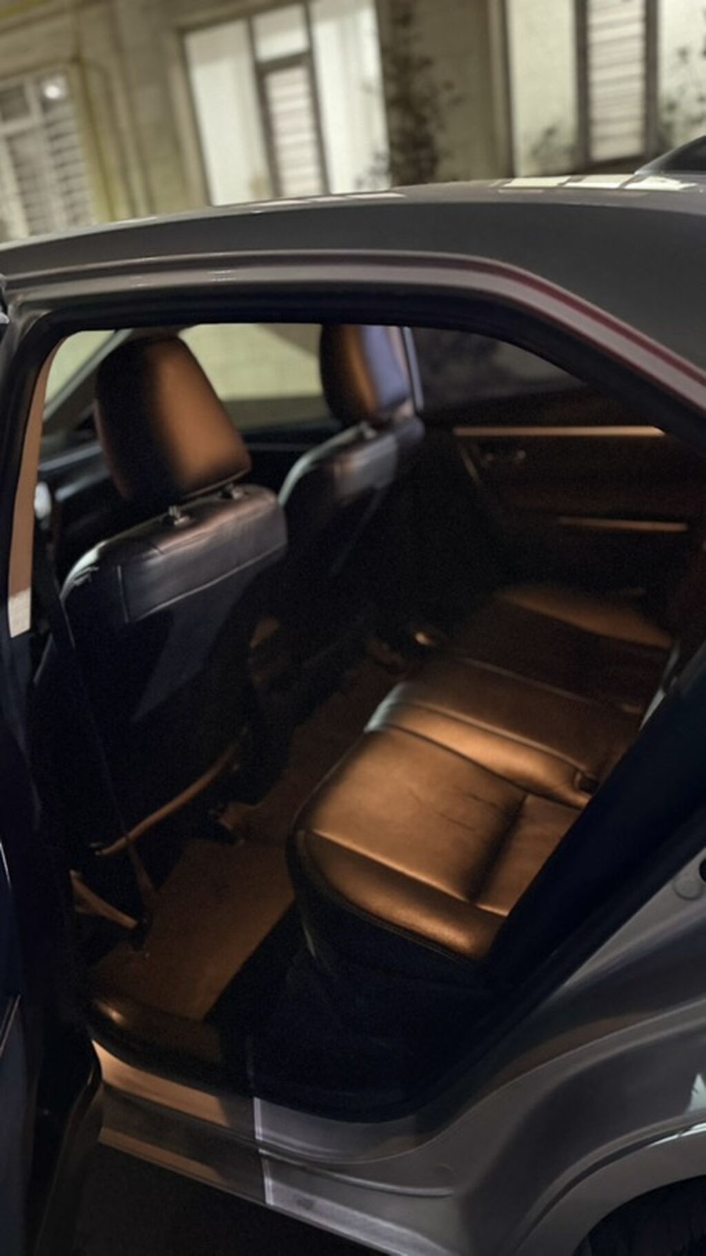 Toyota Corolla: 2019 г., 1.9 л, Вариатор, Гибрид, Седан: фото 5
