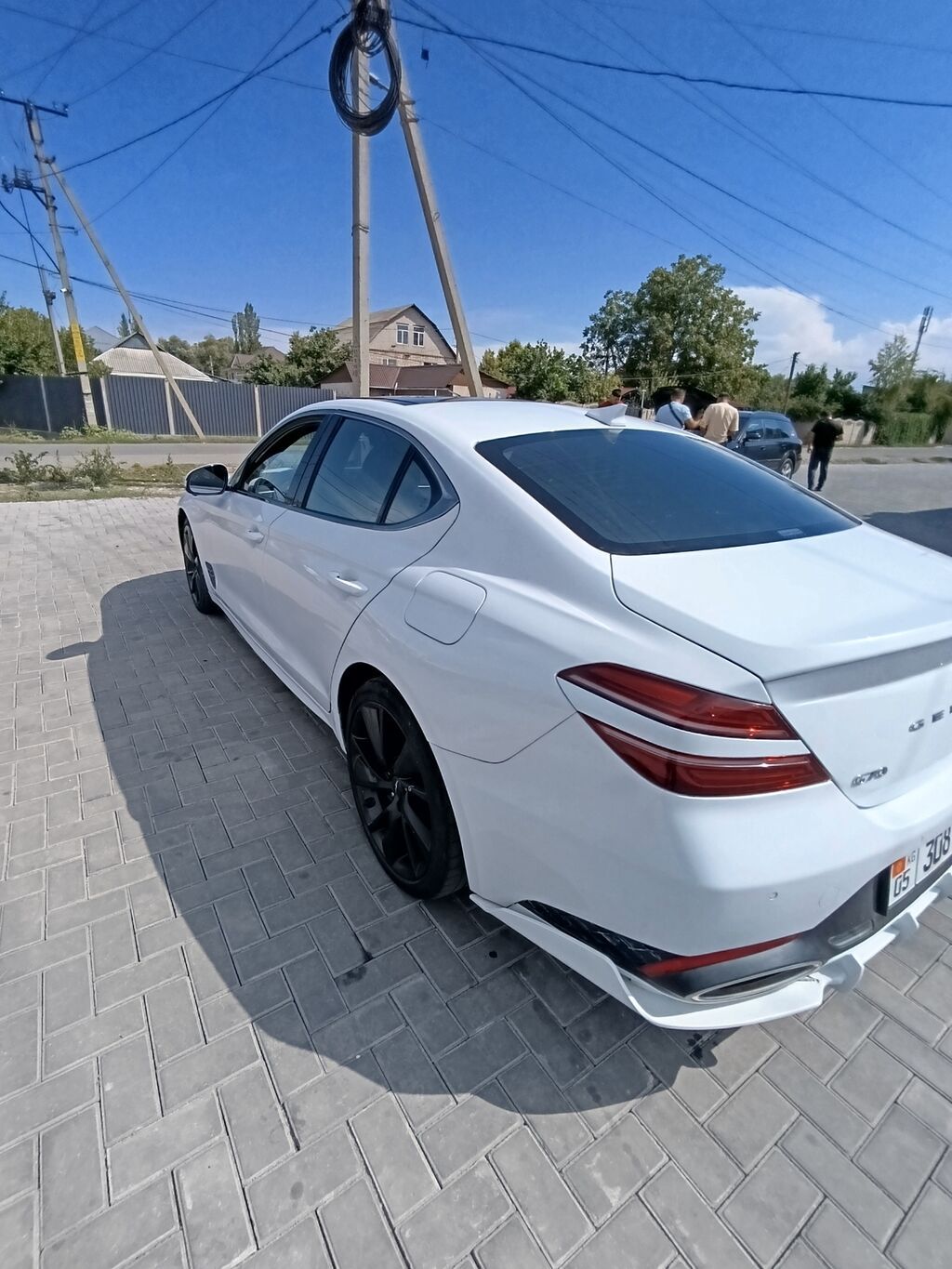Hyundai Genesis: 2022 г., 2 л, Автомат, Бензин, Седан: фото 2