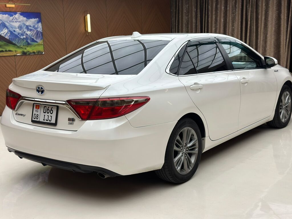 Toyota Camry: 2016 г., 2.5 л, Автомат, Гибрид, Седан: фото 5