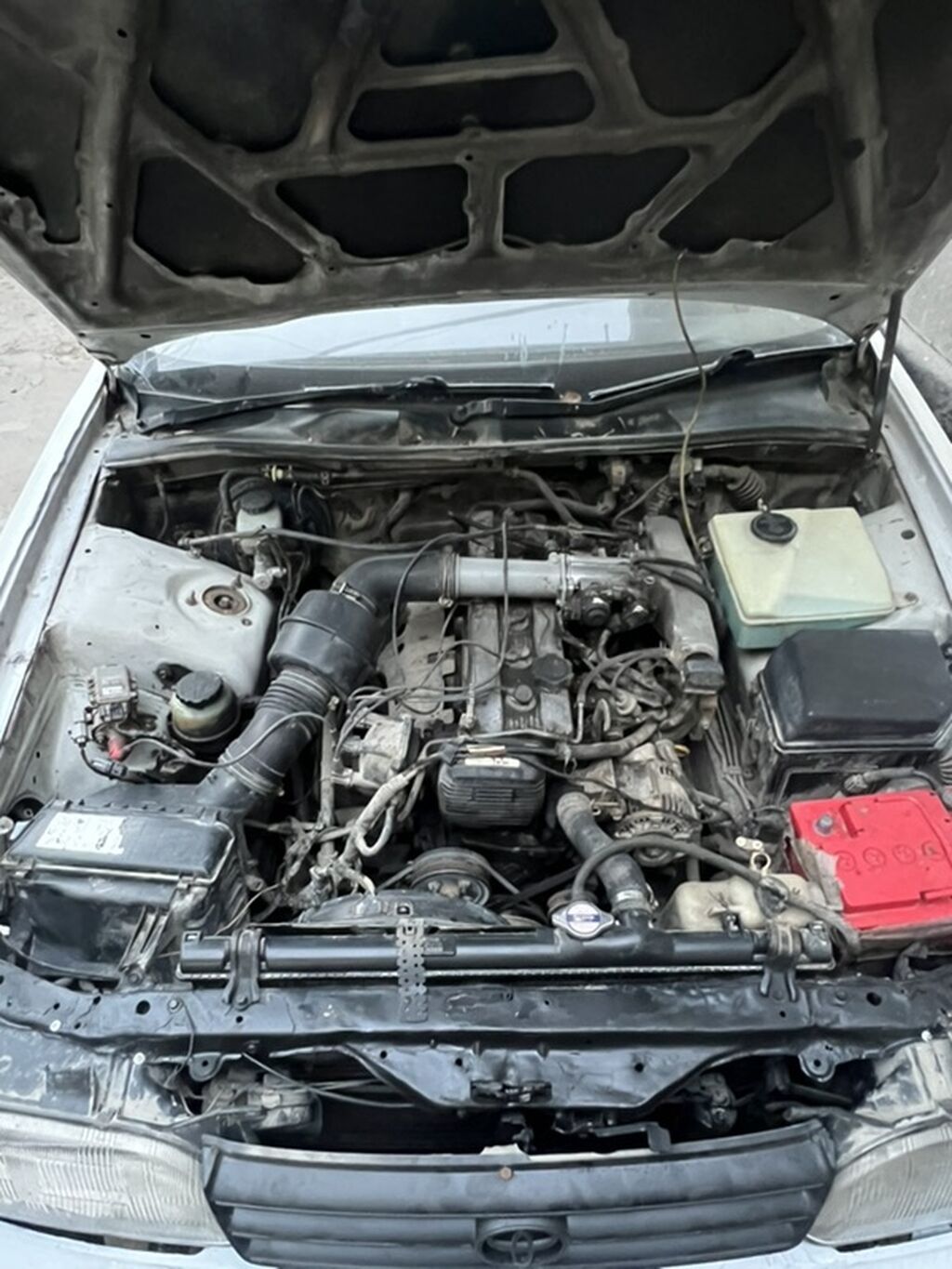Toyota Cresta: 1994 г., 2 л, Автомат, Бензин, Седан: фото 4