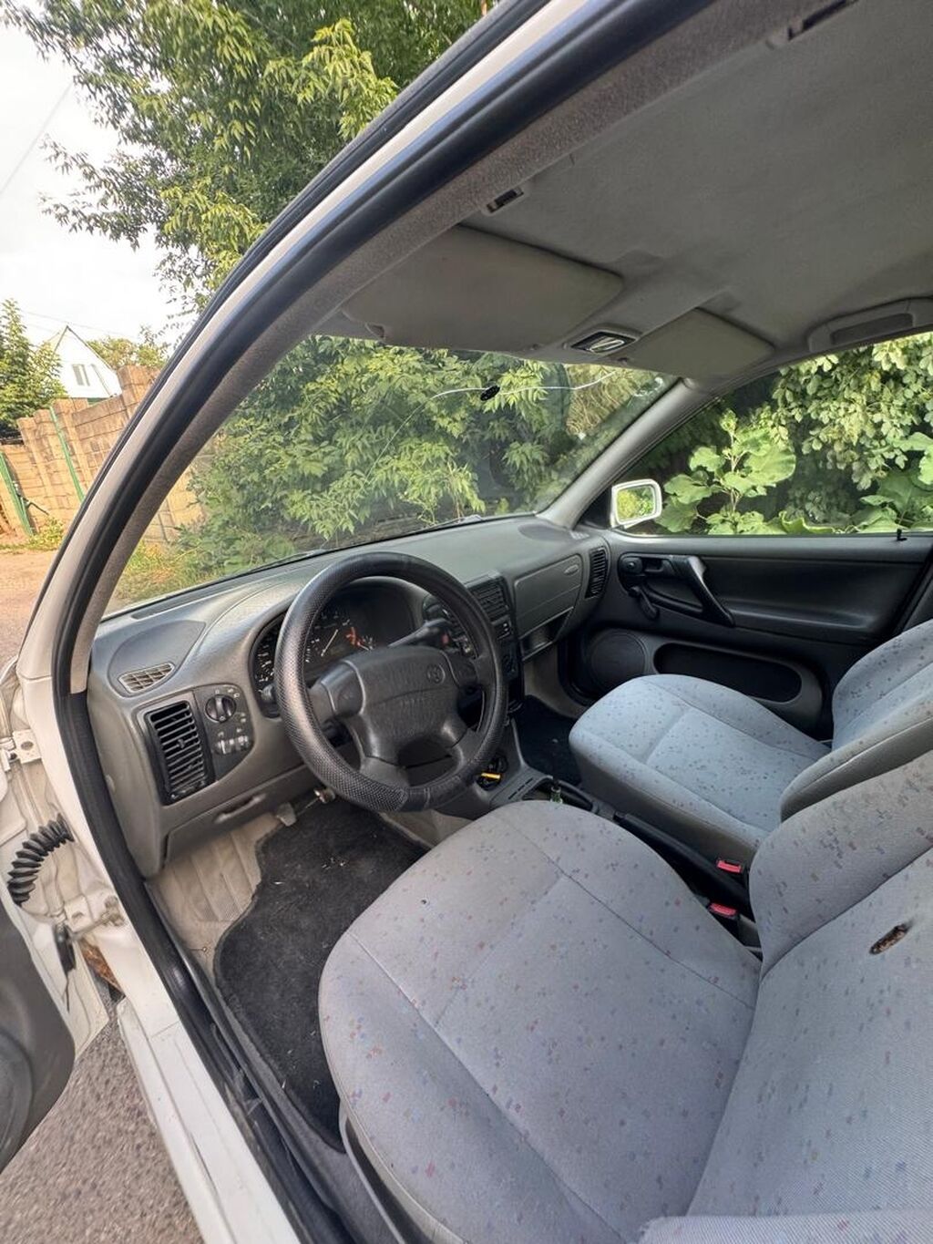 Volkswagen Polo: 1996 г., 1.4 л, Механика, Бензин, Хэтчбэк: фото 5