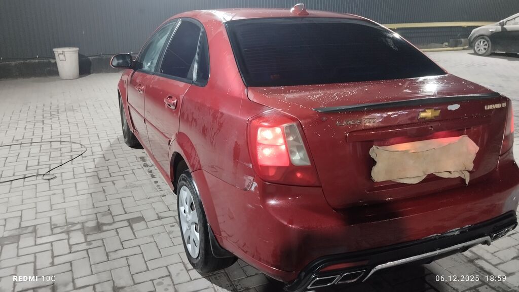 Chevrolet Lacetti: 2005 г., Механика, Бензин, Седан: фото 3
