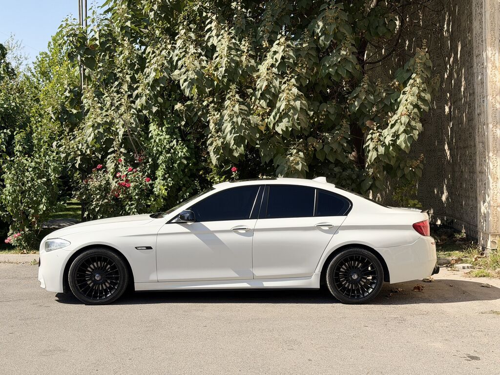 BMW 5 series: 2011 г., 3 л, Автомат, Бензин, Седан: фото 7