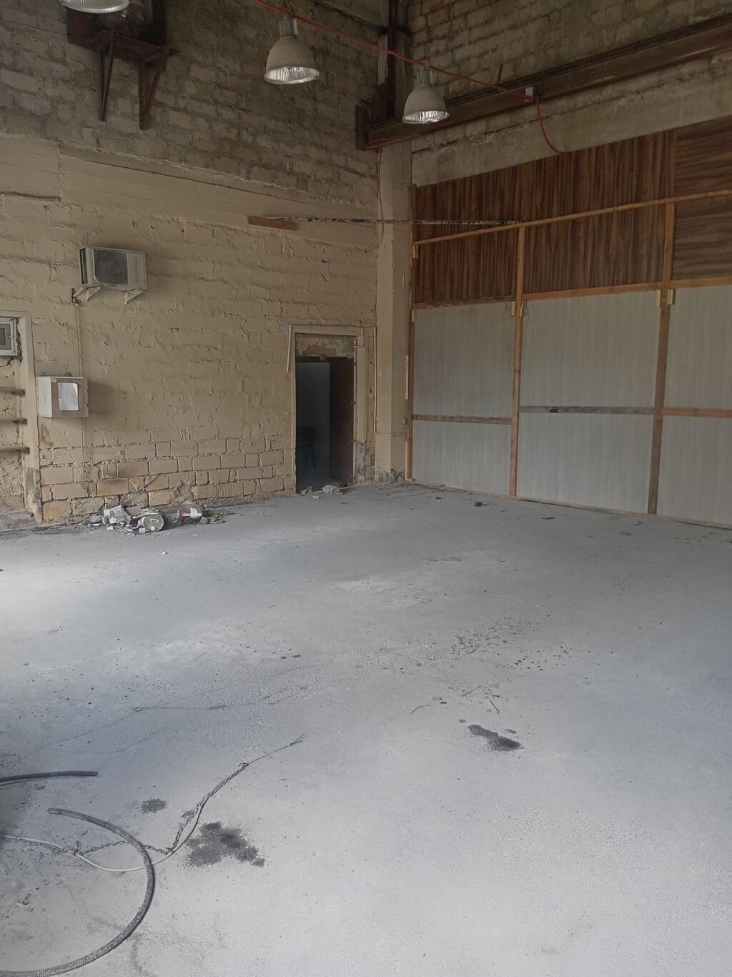 Obyekt, 3.880 m², icarəyə verilir, Bakı — 3