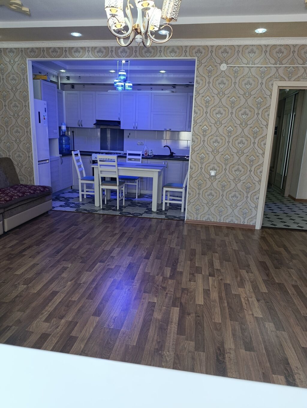 2 комнаты, 83 м², 7 мкр Элитка, 4 этаж, Старый ремонт: фото 6