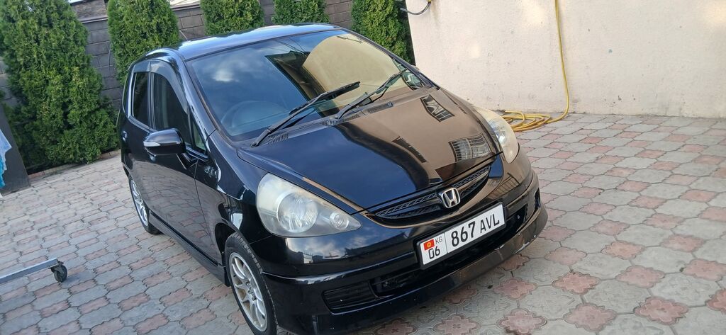 Honda Fit: 2007 г., 1.3 л, Автомат, Бензин, Хэтчбэк: фото 5
