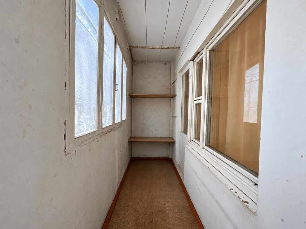 1 комната, 35 м², 105 серия, 4 этаж, Старый ремонт: фото 6