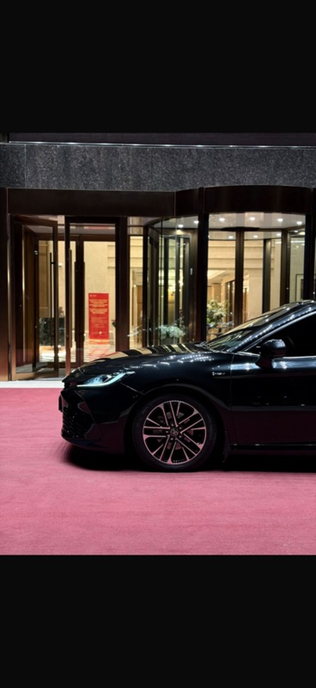 Toyota Camry: 2024 г., 0.1 л, Автомат, Гибрид, Седан: фото 8