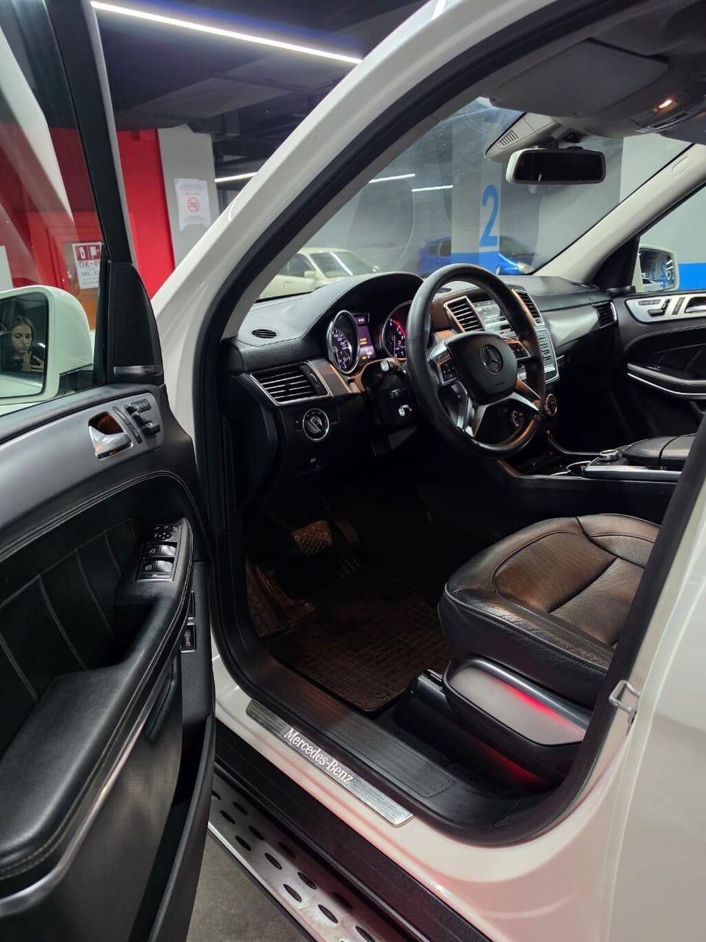 Mercedes-Benz GL-Class: 2014 г., Внедорожник: фото 3
