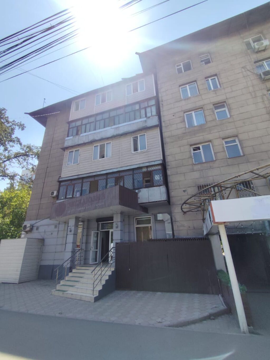 3 комнаты, 63 м², Индивидуалка, 4 этаж: фото 2