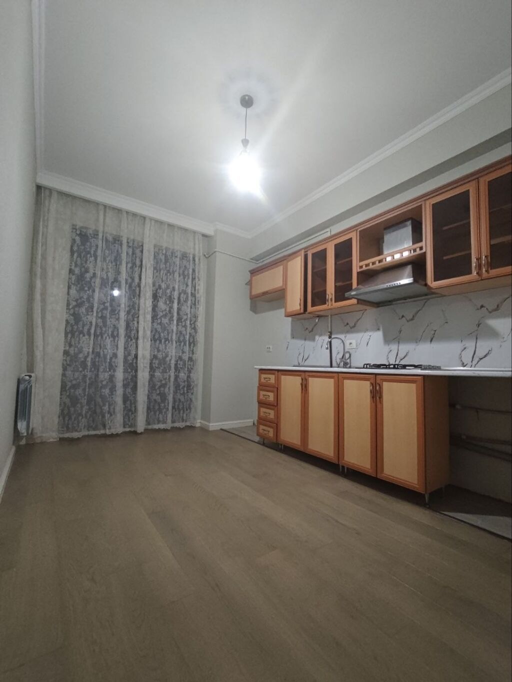 Yasamal, 3 otaqlı, Yeni tikili, 83 kv. m