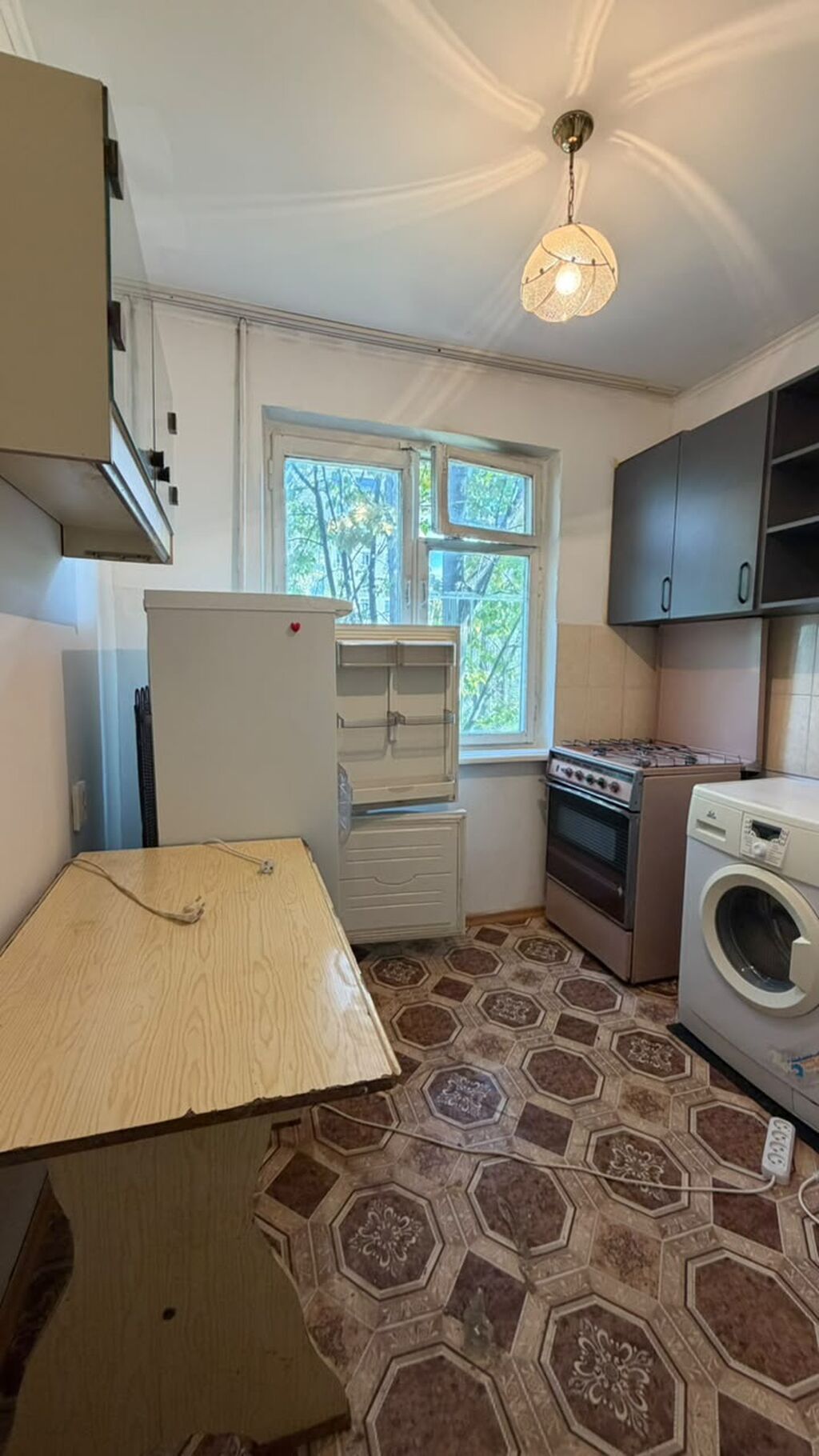 2 комнаты, 44 м², 5 мкр 104 серия, 3 этаж, Старый ремонт: фото 4