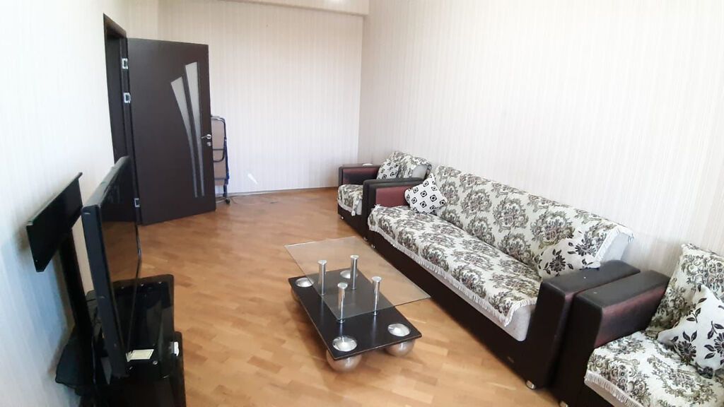 Gənclikdə 2 otaqlı mənzil kirayə verilir, 78 m², 800 AZN/ay, şəkil 2 / 12