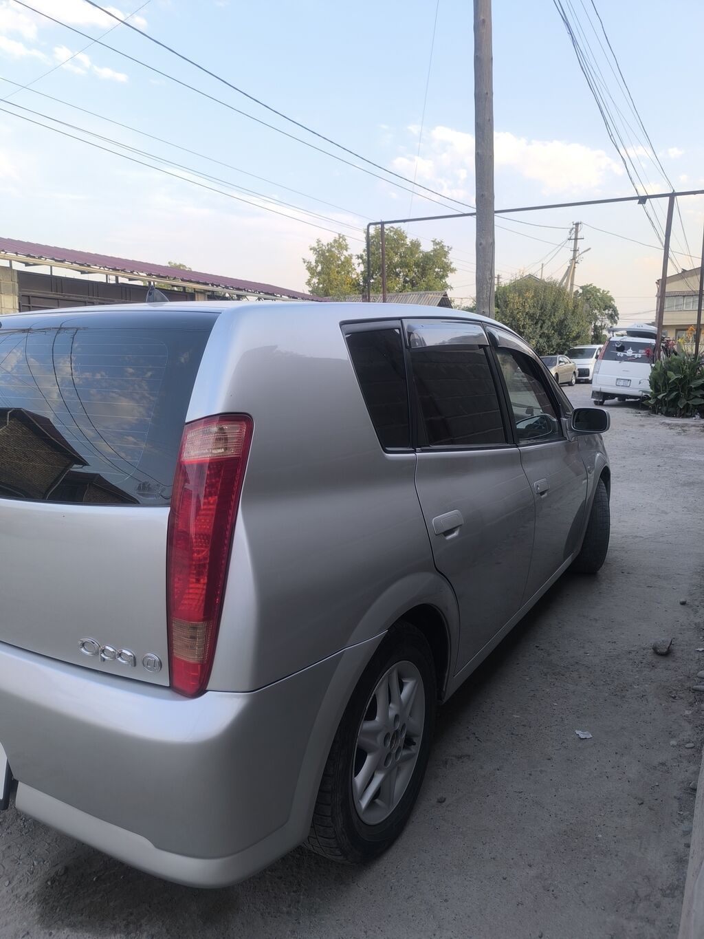Toyota Opa: 2003 г., 1.8 л, Автомат, Бензин, Универсал: фото 3