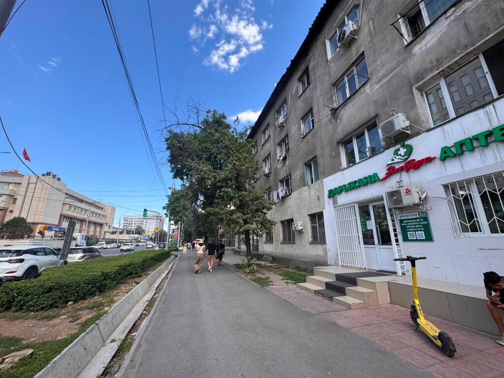 Продам 1-комнатную гостинку 19 м² в центре Бишкека: фото 2