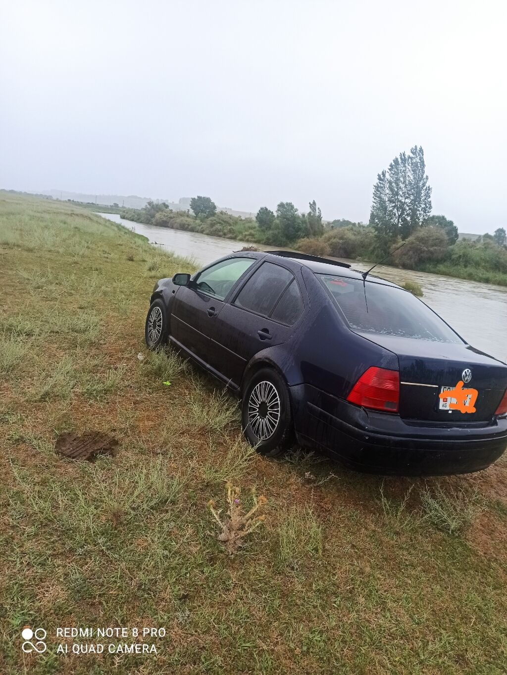 Volkswagen Bora: 2001 г., 2 л, Автомат, Бензин, Седан: фото 4