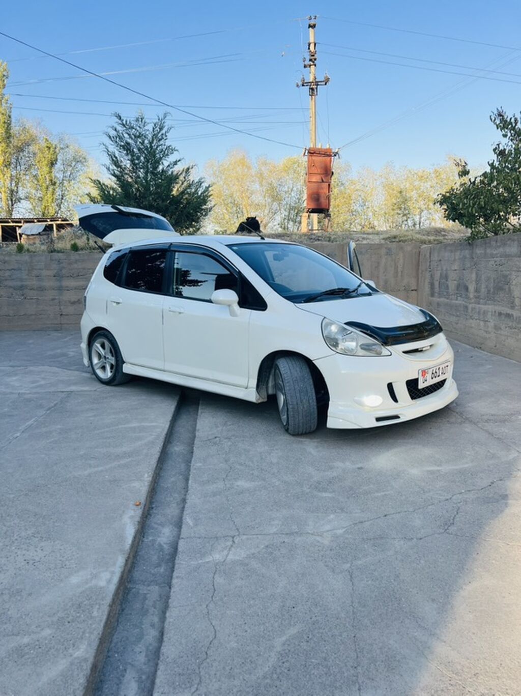 Honda Fit: 2003 г., 1.5 л, Автомат, Бензин, Хэтчбэк: фото 5