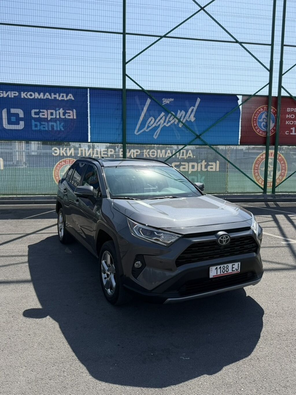 Toyota RAV4: 2021 г., 2.5 л, Гибрид, Кроссовер: фото 2