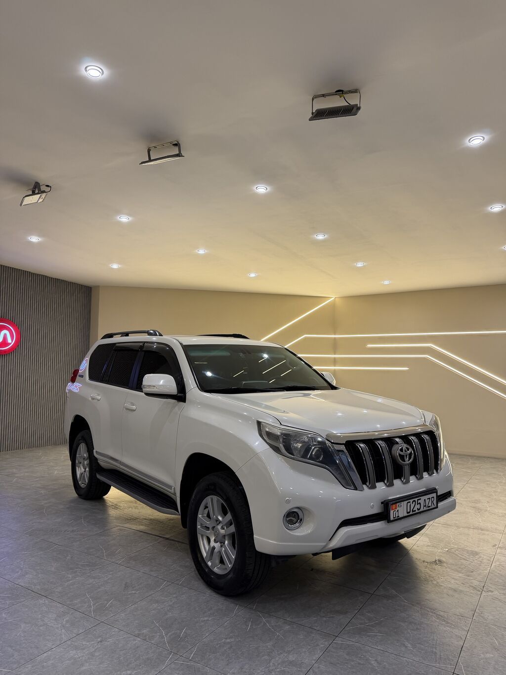 Toyota Land Cruiser Prado: 2011 г., 3 л, Автомат, Дизель, Внедорожник: фото 1