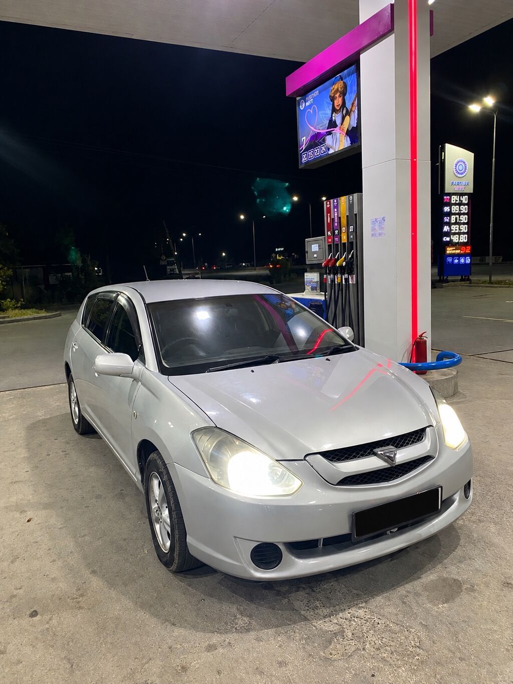 Toyota Caldina