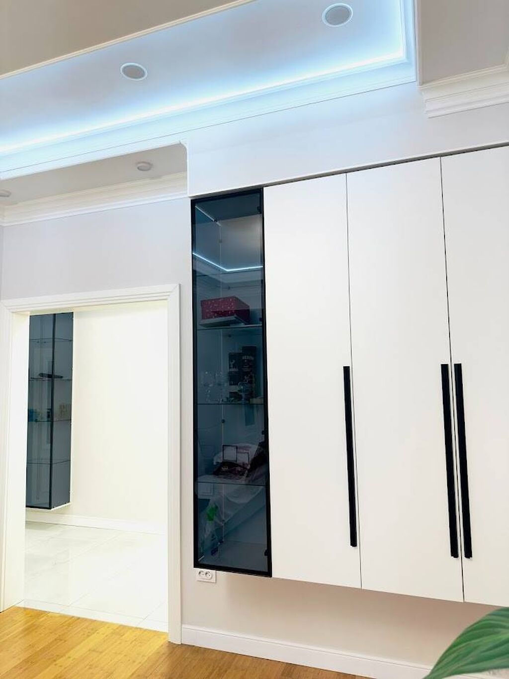3 комнаты, 71 м², Дордой Плаза ТРЦ Элитка, 14 этаж, Дизайнерский ремонт: фото 3