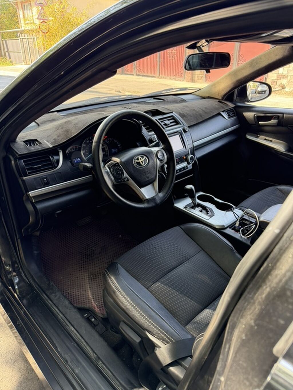 Toyota Camry: 2013 г., 2.5 л, Автомат, Бензин, Седан: фото 3