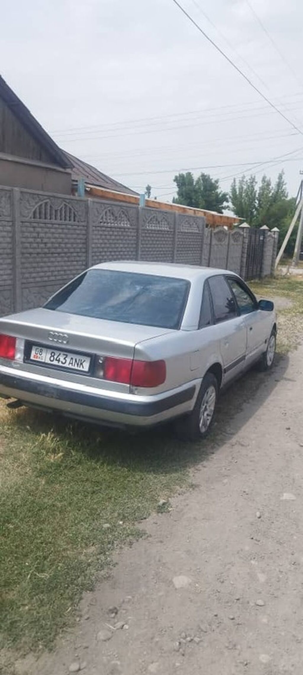Audi 100: 1992 г., 2.3 л, Автомат, Бензин, Седан: фото 2