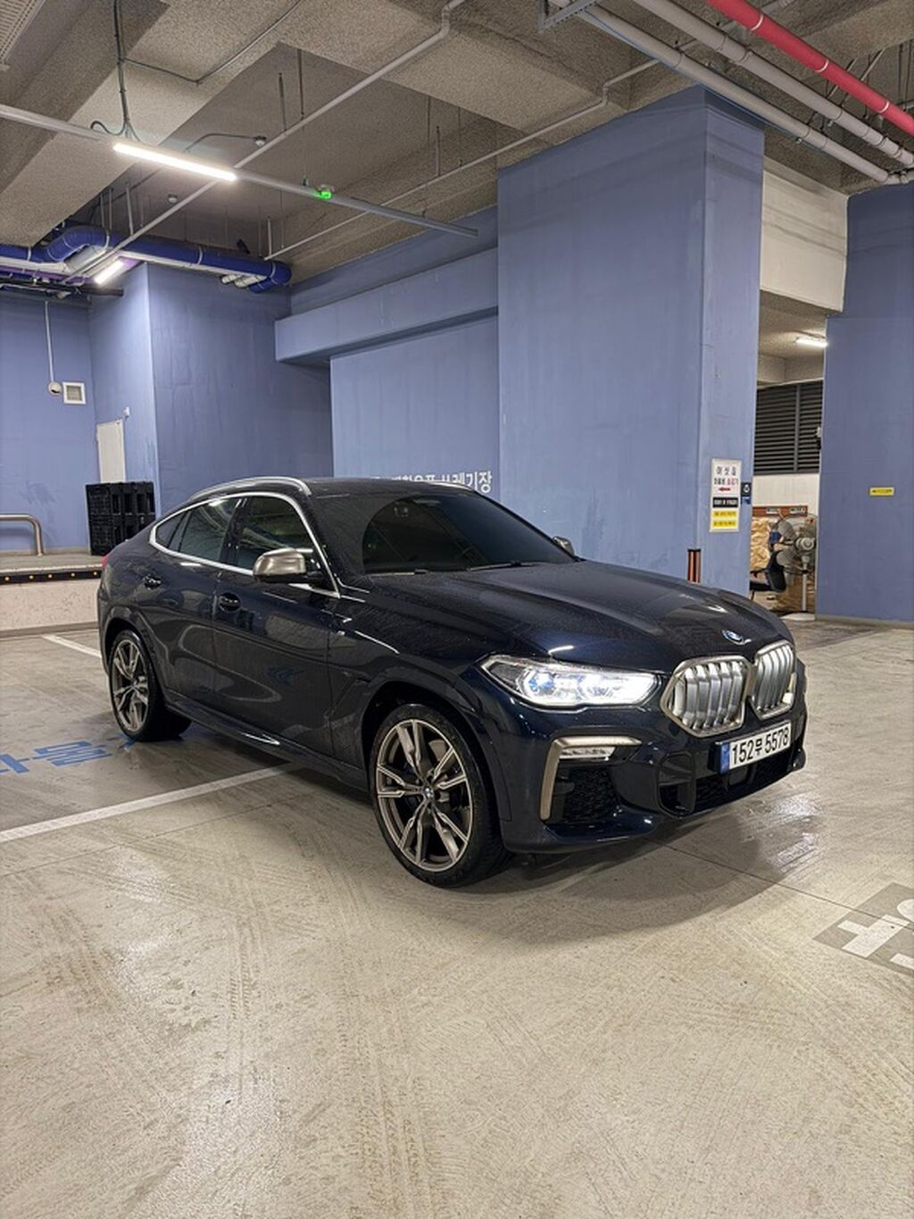 BMW X6: 2021 г., 4.4 л, Кроссовер: фото 3
